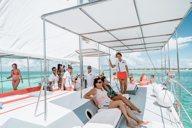Aruba Happy Hour Sunset Sail with Savory Bites and Cocktails - Sailing along Aruba’s northern coast