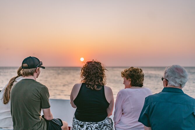 Aruba Sunset Sail Dinner Cruise with Open Bar by Catamaran - How the Crew Shapes the Experience
