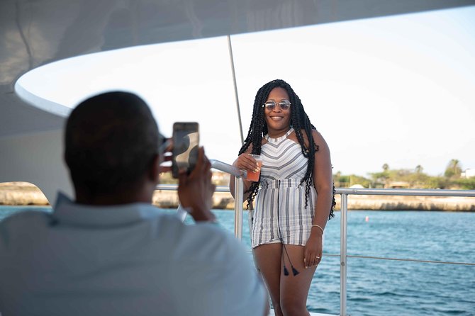 Aruba Sunset Sail with Appetizers and Open Bar - How much value do you get for $92?