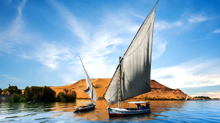 Aswan Private Felucca Ride: Sail Around Elephantine Island. - Sailing around Elephantine Island