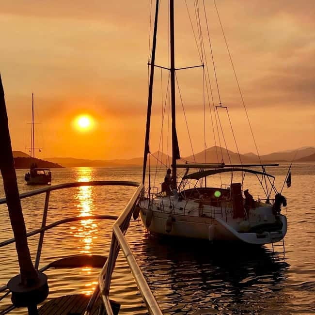 Athens: Full-Day Private Sailing Trip with Meal & Drinks - A Meal That Feels Like Part of the Welcome