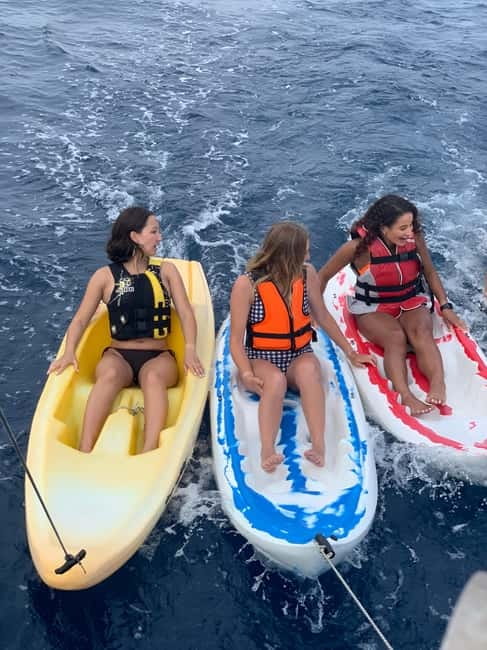Athens: Full-Day Private Sailing Trip with Meal & Drinks - The People Make the Difference