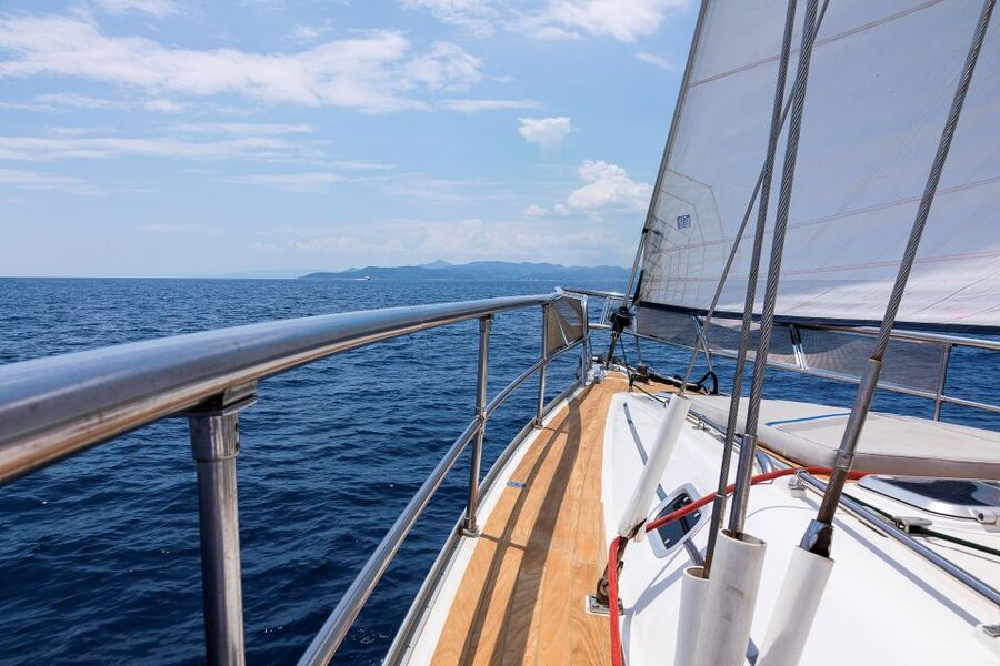 Athens Riviera: Private daily sailing cruise with lunch - What the private format is really worth