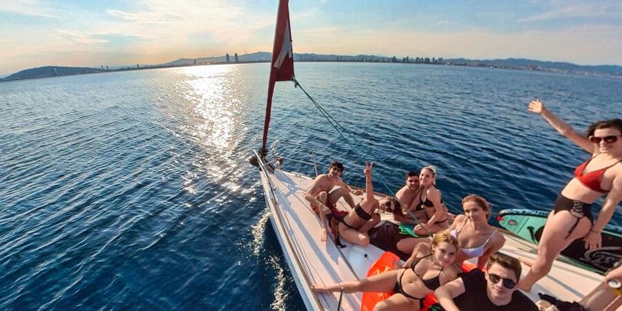 Barcelona: 2-Hour Sailboat Tour with Paddle Boarding - The sailing portion and a chance to take the wheel