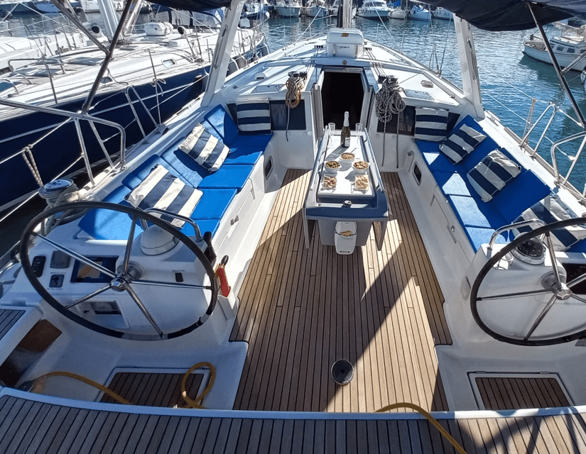 Barcelona: 2-Hour Sailboat Tour with Snacks and Drinks - What this Barcelona sailing tour is really like