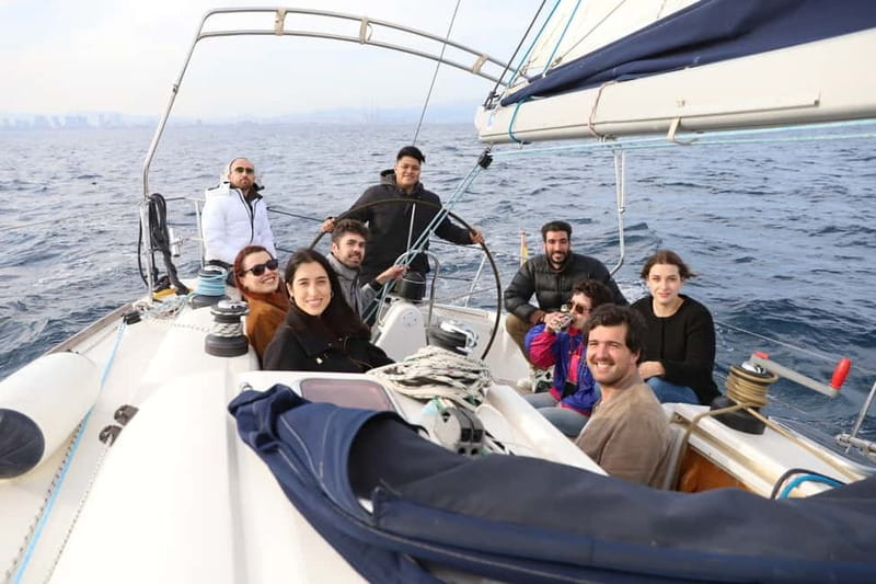 Barcelona 2h private sailing tour for 11 with local Skipper - Sailing through the port and along La Barceloneta
