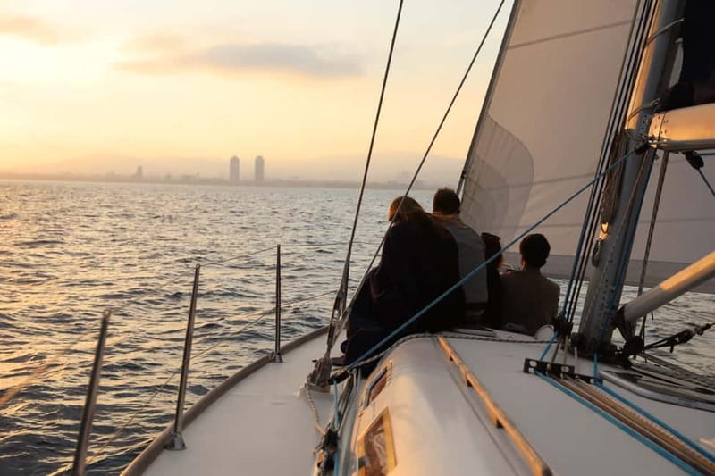 Barcelona 2h private sailing tour for 11 with local Skipper - The final 30 minutes back to Port Olímpic