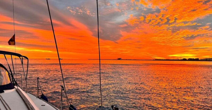 Barcelona: Boat trip with cava in amazing sailboat - Why Barcelona looks better from a sailboat