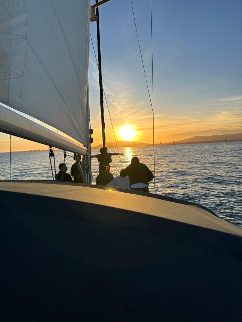Barcelona: Boat trip with cava in amazing sailboat - Cava, music, and the feel onboard