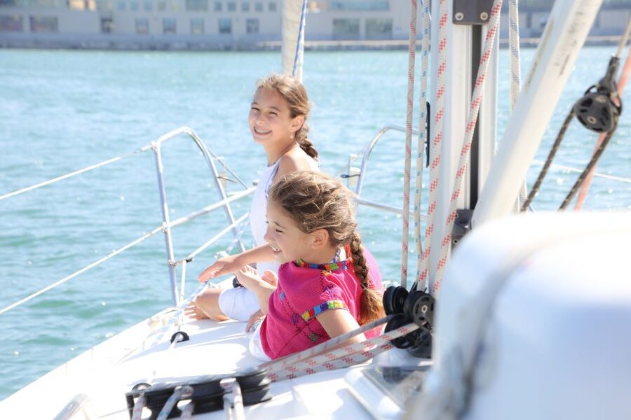 Barcelona: Light Brunch Sailing Experience with Drinks - Is $55 a fair price?
