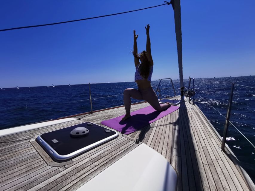 Barcelona: Nautical Namaste Yoga Session and Sailing Trip - Key details at a glance