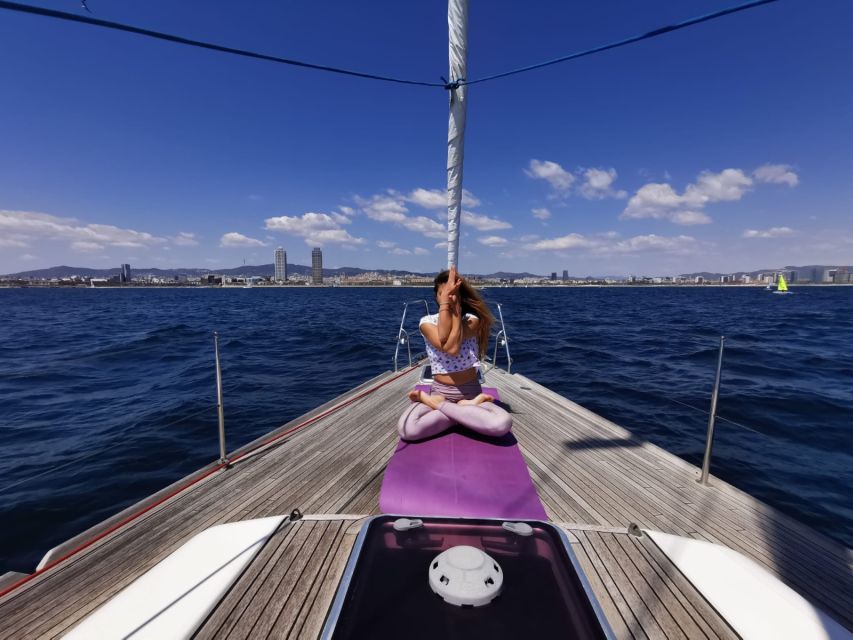 Barcelona: Nautical Namaste Yoga Session and Sailing Trip - Meeting at Marina Vela