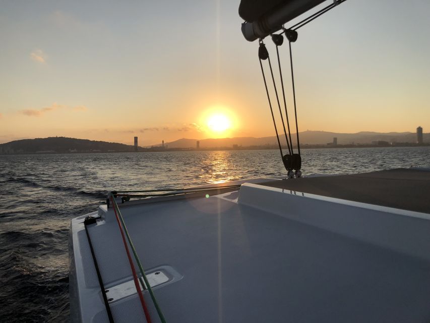 Barcelona: Private Catamaran Sailing with Drinks and Snacks - Why this private Barcelona cruise works so well