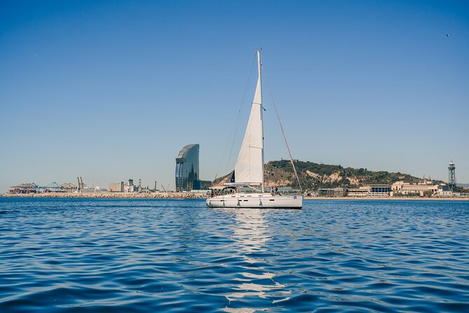 Barcelona: Private Sailing cruise with drinks & snacks - Montjuïc and the Sagrada Família From Offshore
