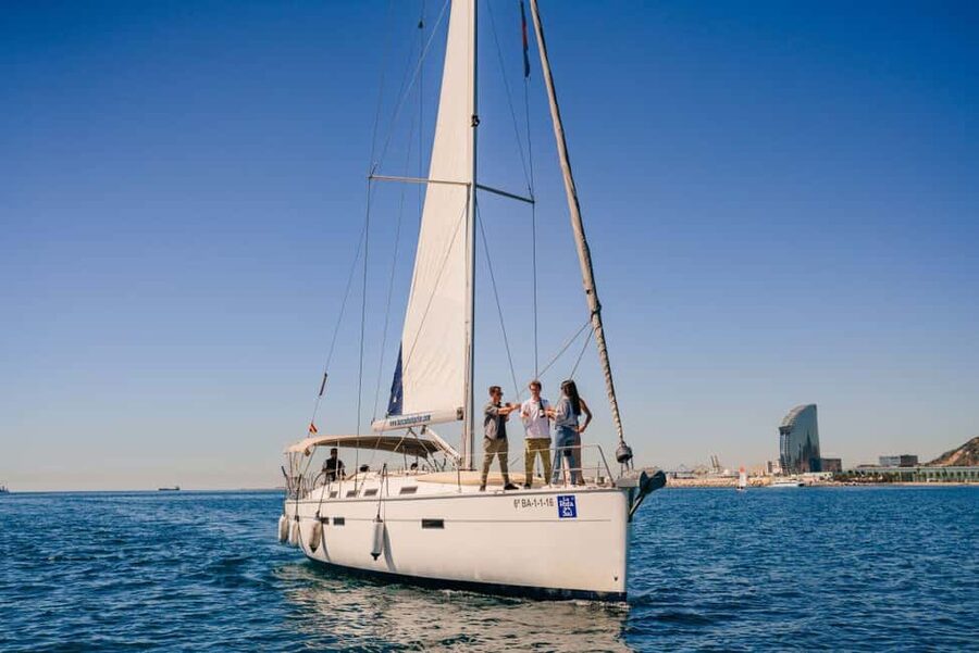 Barcelona: Private Sailing Cruise with Open Bar and Snacks - How this cruise fits into a Barcelona day