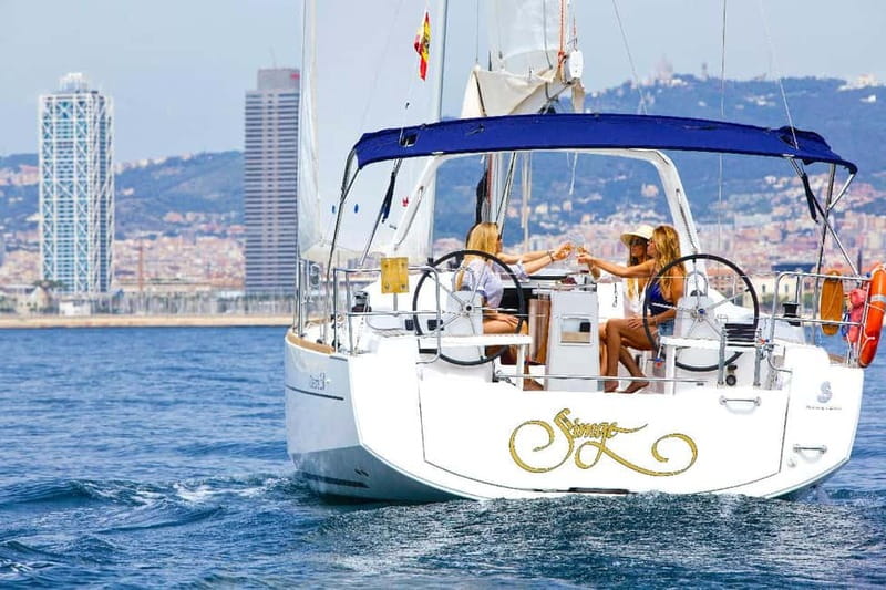 Barcelona: Private Sailing Trip with Drinks & Snacks (max 9) - How much time should you choose?