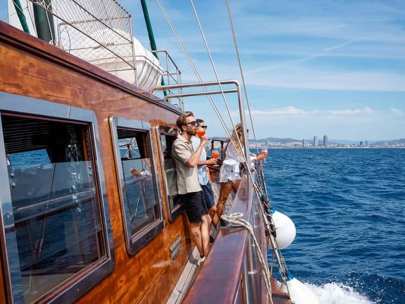 Barcelona Sailing Cruise - Who will enjoy this cruise most?