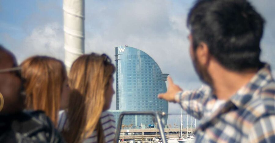 Barcelona Sightseeing Sailing - What the guide adds to the ride
