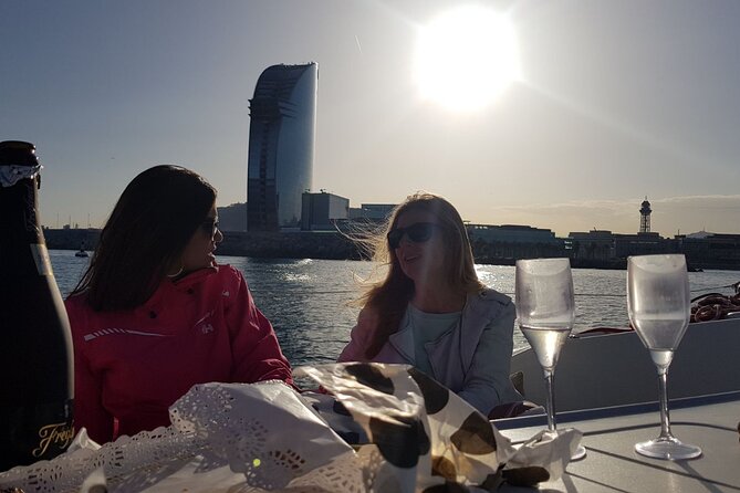 Barcelona Small Group Sailing with Snacks and Cava - The captains make the difference