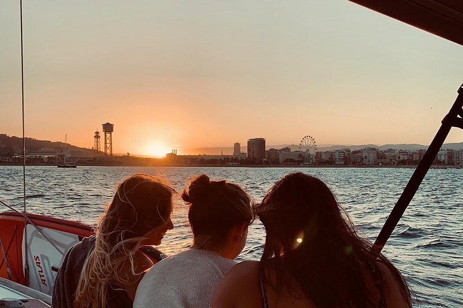 Barcelona Small Group Sailing with Snacks and Cava - Who will enjoy this sailing trip?