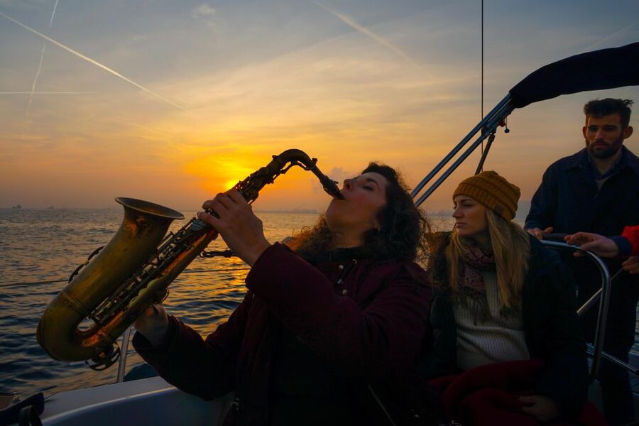 Barcelona: Sunset Live Sax and Sailing Experience with Tapas - Is $107 a fair price?