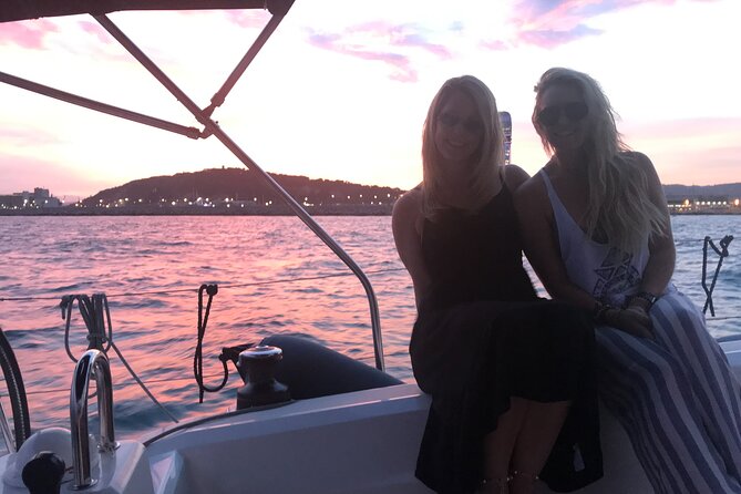 Barcelona Sunset Private Sailing & Live Spanish Guitar & open Bar - Is two hours enough?