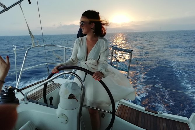 Barcelona Sunset Sailing Cruise from Port Olímpic with Open Bar - Why a two-hour sail works well in Barcelona