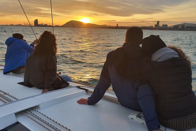 Barcelona Sunset Sailing Cruise from Port Olímpic with Open Bar - Wind, waves, and the honest comfort question