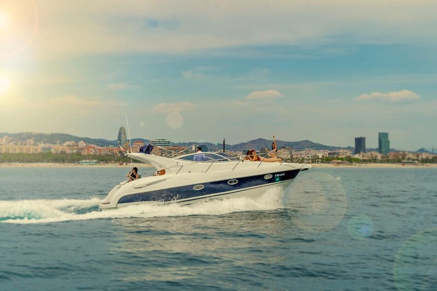 Barcelona: Sunset sailing in yatch with wine and snacks - Key points to know before booking
