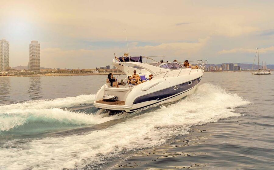 Barcelona: Sunset sailing in yatch with wine and snacks - My verdict on the Barcelona sunset yacht cruise