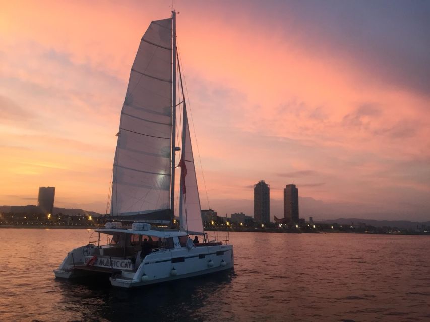 Barcelona: Sunset Sailing Tour with Open Bar & Snacks - Quick takeaways from the Barcelona sunset sail