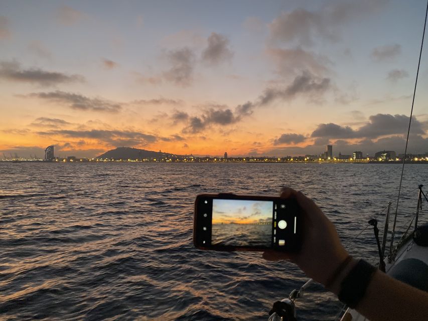 Barcelona: Sunset Sailing Tour with Open Bar & Snacks - The captains make a real difference