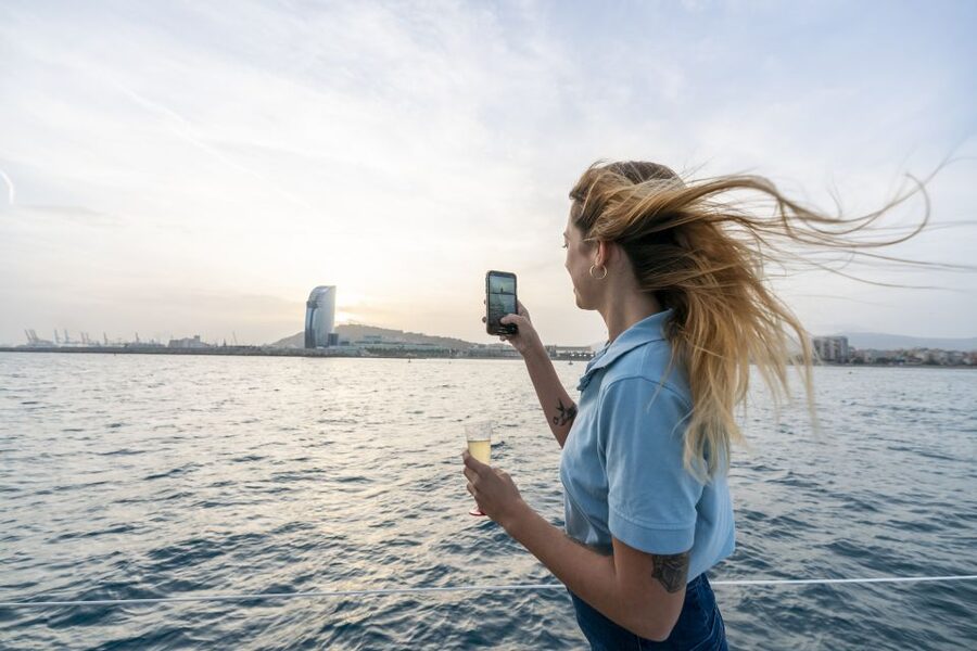 Barcelona Sunset Sailing with Gin Tonic Workshop Option - Sunset, Skyline, and City Lights