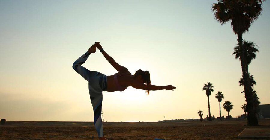 Barcelona: Yoga, Healthy Light Brunch and Sailing Experience - Key points to know before booking