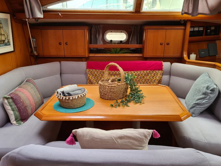 Barefoot: Private sailing cruise in Barcelona - Who will enjoy this sailing cruise most?