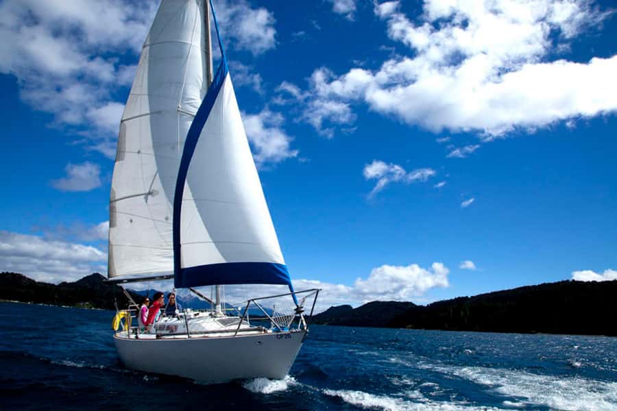 Bariloche: Sailing tour on Nahuel Huapi Lake - The possible run to Isla de los Víveres