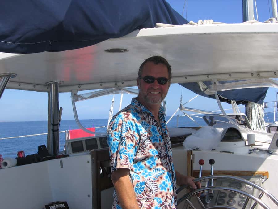 Bay of Islands: Awesome Day Sailing Tour with Island Stop - Wildlife watching from the deck