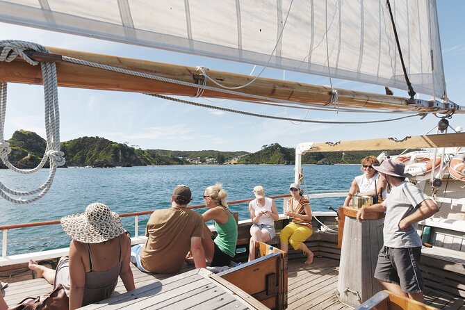 Bay of Islands Tall Ship Sailing on R. Tucker Thompson Including BBQ Lunch - Why the R. Tucker Thompson feels different
