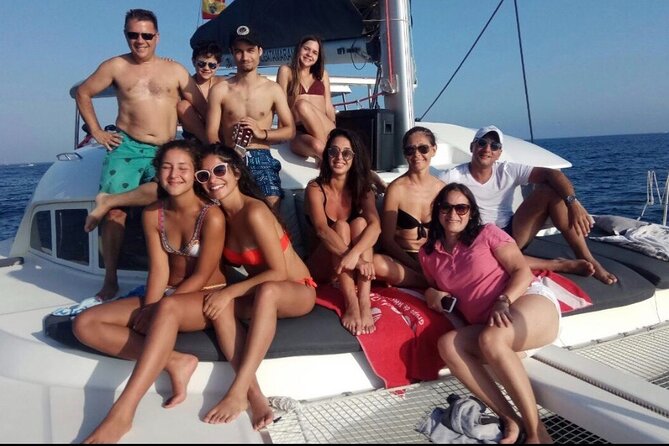 Benalmádena: Sailing and Dolphin Watching with Snacks and Drinks - Dolphin watching with realistic expectations