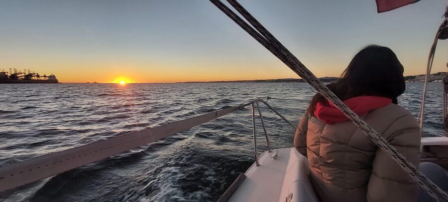 ⛵Bluemotion Lisbon⛵: Sunset sailing tour in Tagus River - Key points to know before sailing