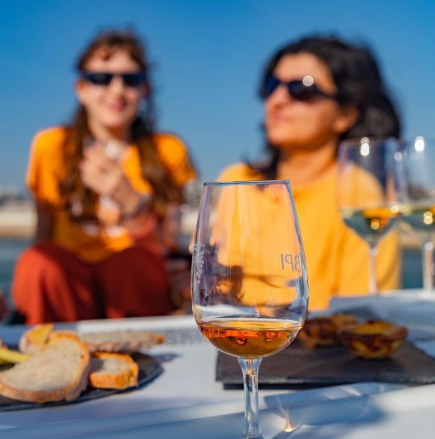 ⛵Bluemotion Lisbon⛵: Wine tasting w/ Sommelier on a sailboat - Why the sommelier matters