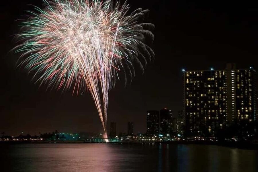 Board from Waikiki Beach: Friday Night Fireworks sail - Sunset views along the Honolulu Coast