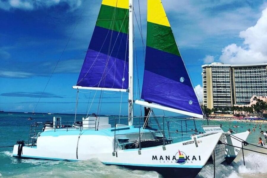 Board from Waikiki Beach: Scenic Sunset Sail on the Hāwea - How the sunset timing affects your experience