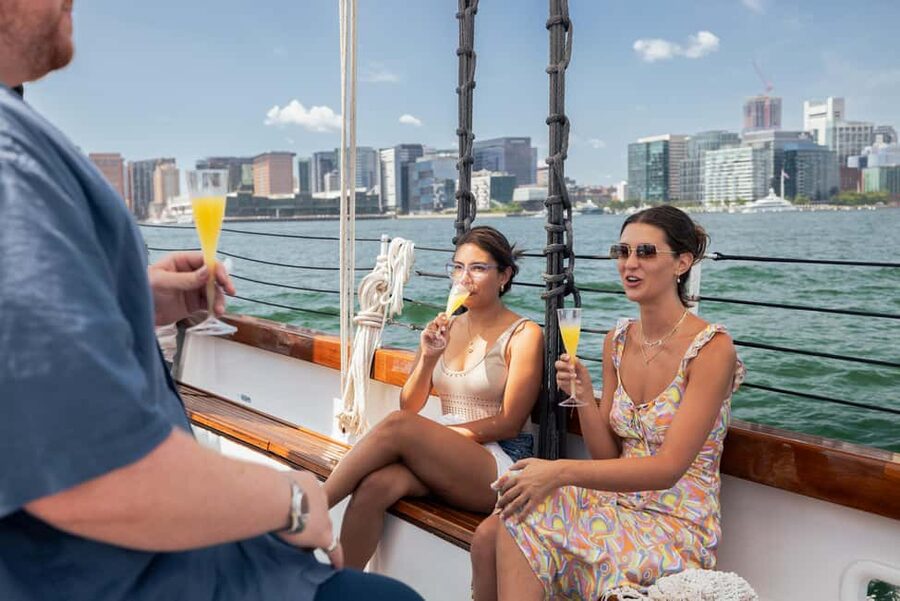 Boston: Downtown Harbor Sailing Cruise - Setting sail from downtown Boston