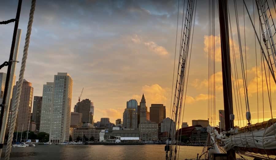 Boston: Sunset Tall Ship Harbor Cruise - No formal narration, which can be good or bad