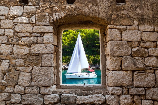 Brac Island One-Day Trip with the Sailboat Nana - Private Tour - Lunch, homemade drinks, and the Croatian welcome