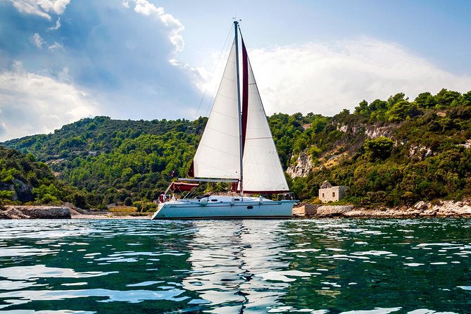 Brac Island One-Day Trip with the Sailboat Nana - Private Tour - Pučišća, Brač, and the white stone