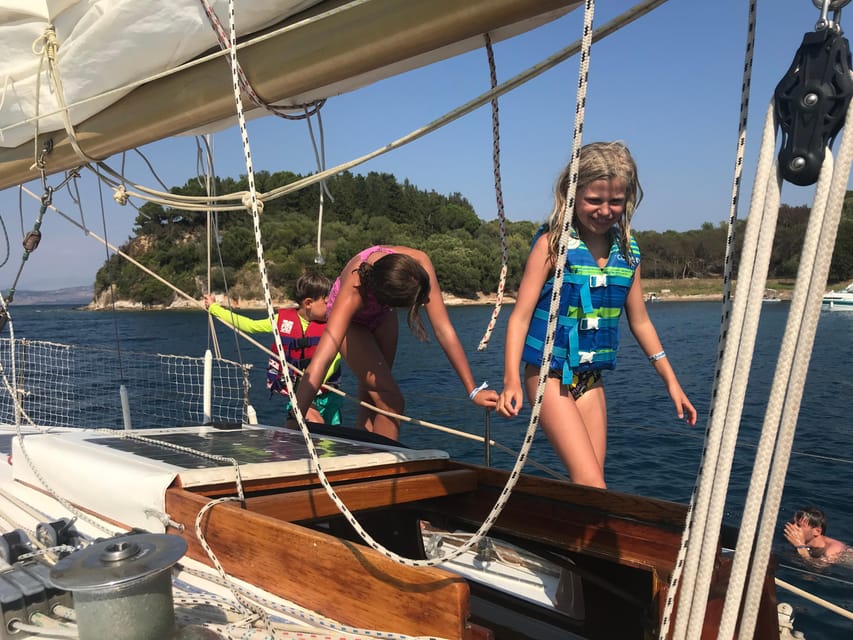 Bretagne Brest : Private Sailing charter Mer d’Iroise - Setting out on the Mer d’Iroise