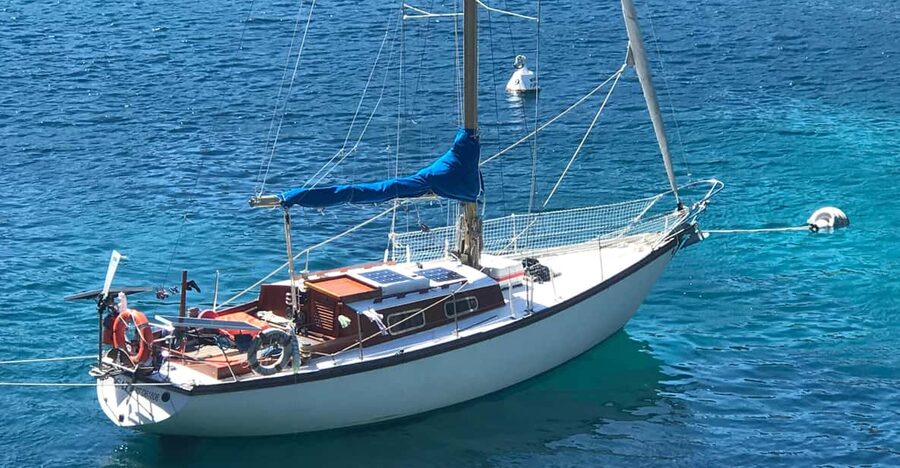 Bretagne Brest : Private Sailing charter Mer d’Iroise - Learning to sail with Jeremy and Tiffan