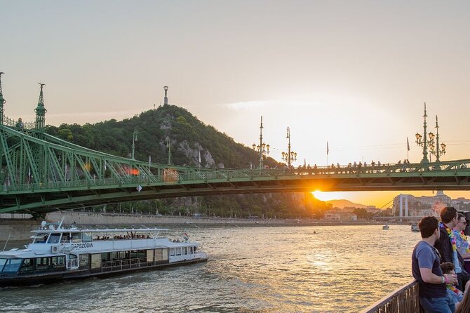Budapest Sip and Sail Danube Cruise with Unlimited Prosecco - Is $30.25 good value?